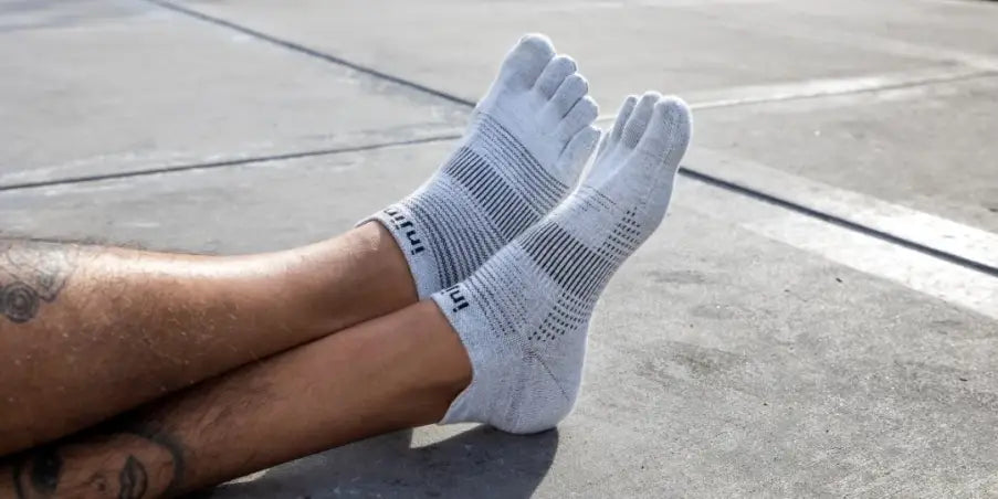 5 Signs Your Feet Are Weak with Doctor of Physical Therapy and Team Injinji Athlete Allison Wiedman